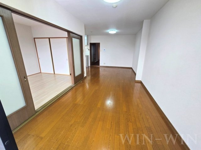 オアシス鷹丘の居間・リビング|イメージ（同建物内別部屋の写真です）