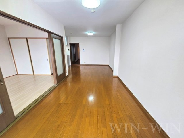 オアシス鷹丘の居間・リビング|イメージ（同建物内別部屋の写真です）