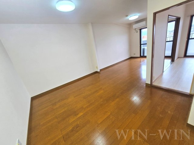 オアシス鷹丘の居間・リビング|イメージ（同建物内別部屋の写真です）