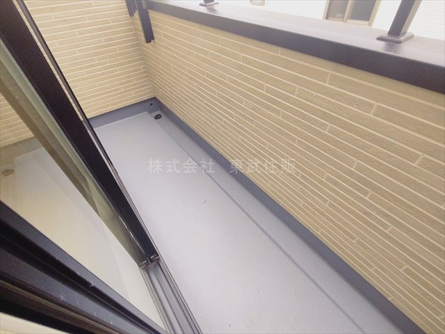 【バルコニー】 | 志木市上宗岡1丁目　全3棟　1号棟 | 開放的で明るい空間を演出してくれるバルコニーです