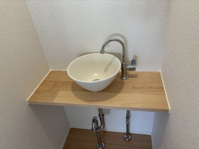 廿日市市深江2丁目第1期のその他|2階ホールに手洗いスペース。清潔・快適な暮らしをサポートします。