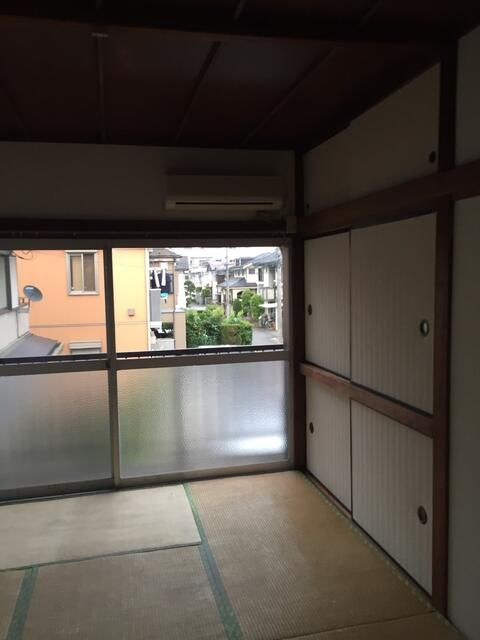 メゾン岡の和室