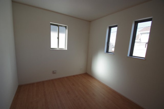 【洋室】 | 【仲介手数料無料！！】府中市浅間町4丁目　新築戸建て（全2棟）B号棟　5790万円