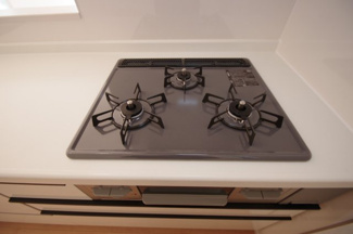 【キッチン】 | 【仲介手数料無料！！】府中市浅間町4丁目　新築戸建て（全2棟）B号棟　5790万円