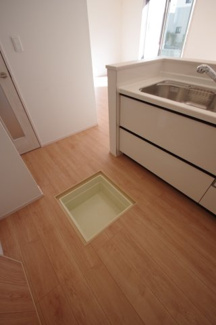 【キッチン】 | 【仲介手数料無料！！】府中市浅間町4丁目　新築戸建て（全2棟）B号棟　5790万円