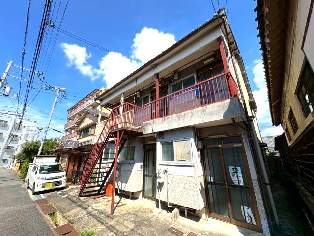 本町アパートの外観