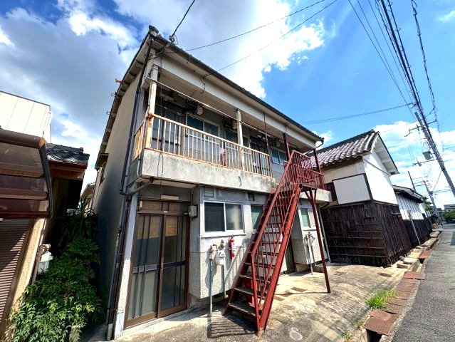 本町アパート
