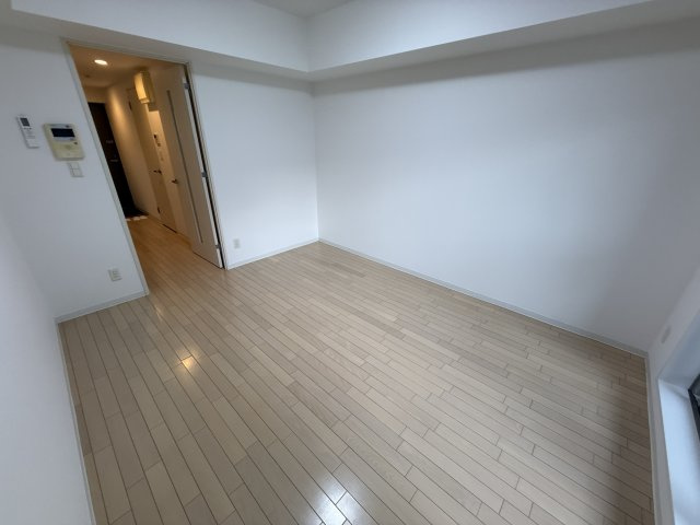 豊中市東寺内町の賃貸マンションの居間・リビング