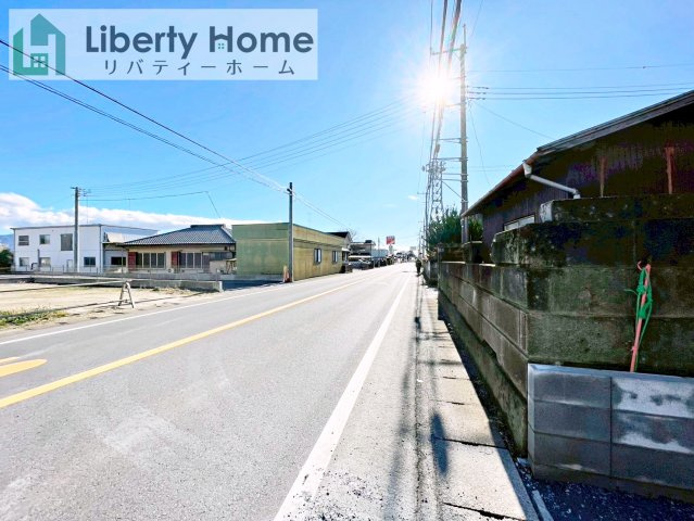 筑西市井上第1　新築戸建　1号棟の前面道路含む現地写真