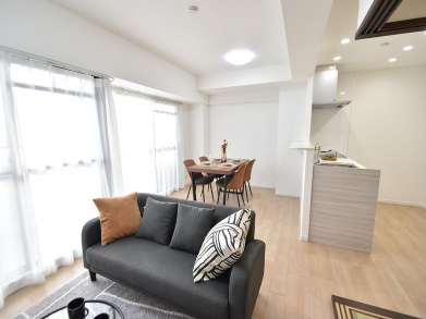 グランシャリオ可部中央の居間・リビング