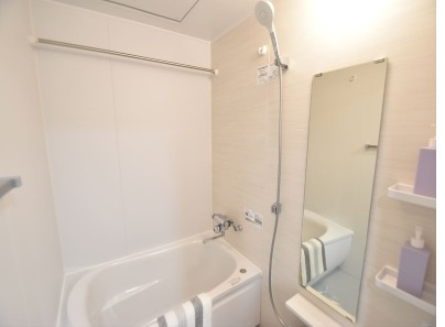 グランシャリオ可部中央の浴室