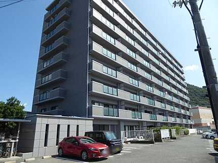 グランシャリオ可部中央の外観