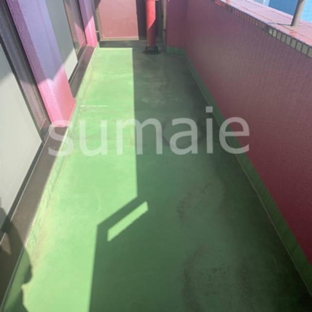 NCKビルのバルコニー|バルコニー