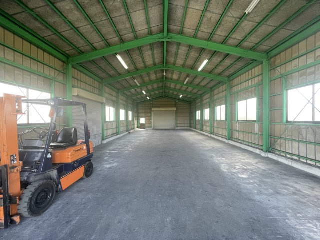 高島市新旭町深溝中古倉庫の内装