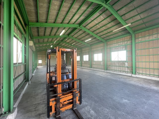 高島市新旭町深溝中古倉庫の内装