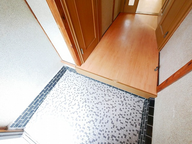 池田115貸家の玄関