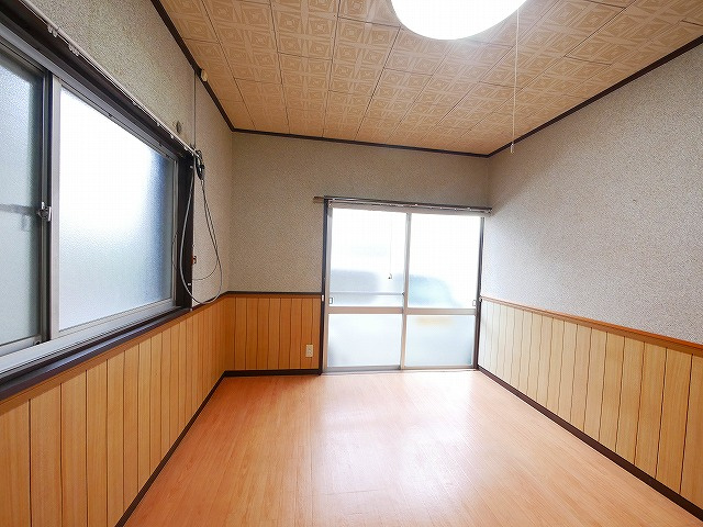 池田115貸家の洋室