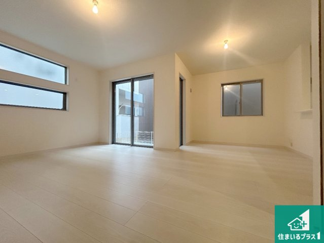 大阪市生野区田島　新築一戸建ての前面道路含む現地写真|周辺は落ち着いた街並みの住宅地！子育てがしやすい住環境です！まだ未完成ですが、現地でしかわからない事もございます。是非一度ご覧ください。