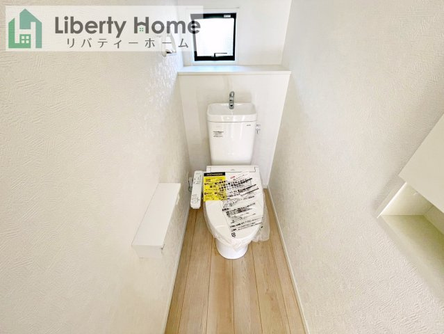 筑西市井上第1　新築戸建　2号棟のトイレ