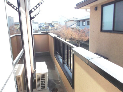 【玄関】 | ヴィラジュネス