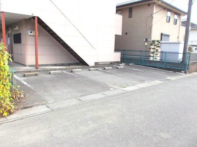 【駐車場】 | ヴィラジュネス