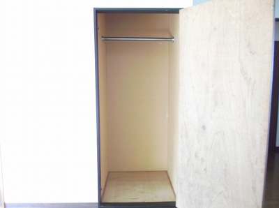 【設備】 | ヴィラジュネス | リビング収納