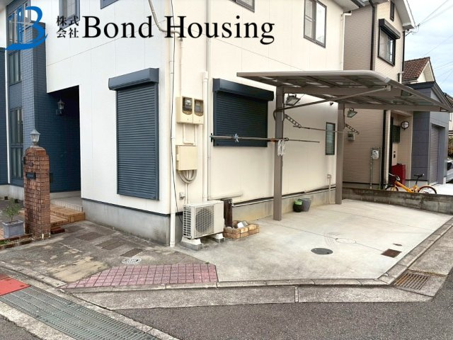 開放的な角地・お車２台駐車可・大久保町松陰　築２４年