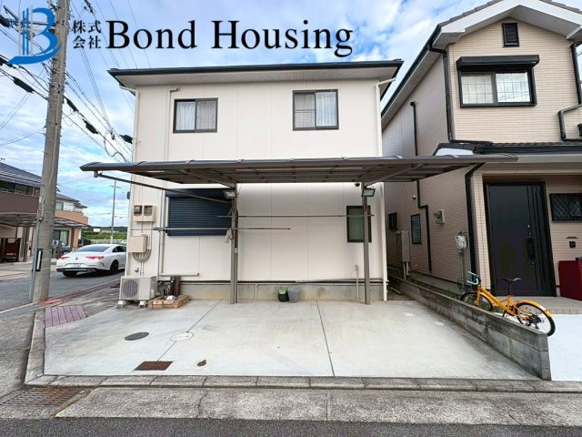 開放的な角地・お車２台駐車可・大久保町松陰　築２４年