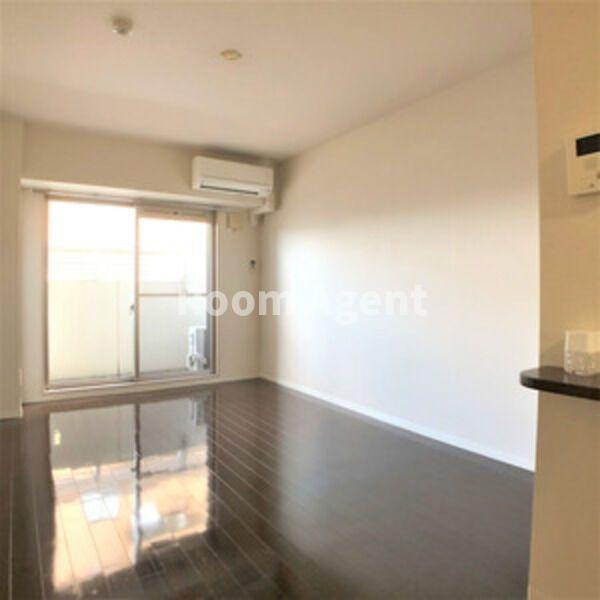 マックヴィラージュ平安の居間・リビング