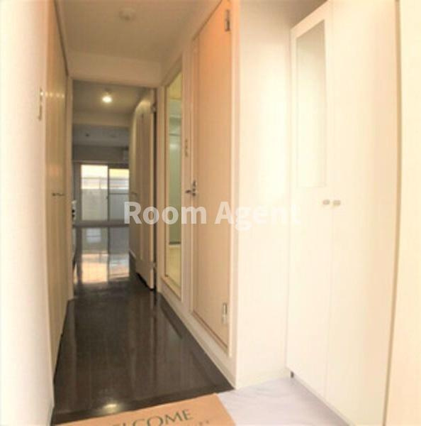 マックヴィラージュ平安の玄関