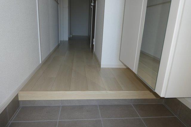 リジョイス井尻野Aの玄関