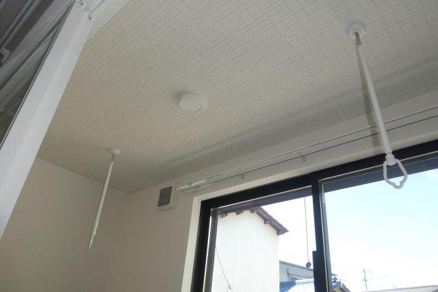 リジョイス井尻野Aの設備|室内物干し