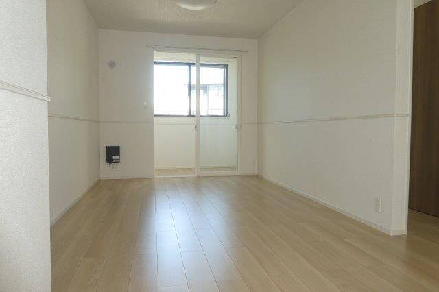 リジョイス井尻野Aの居間・リビング