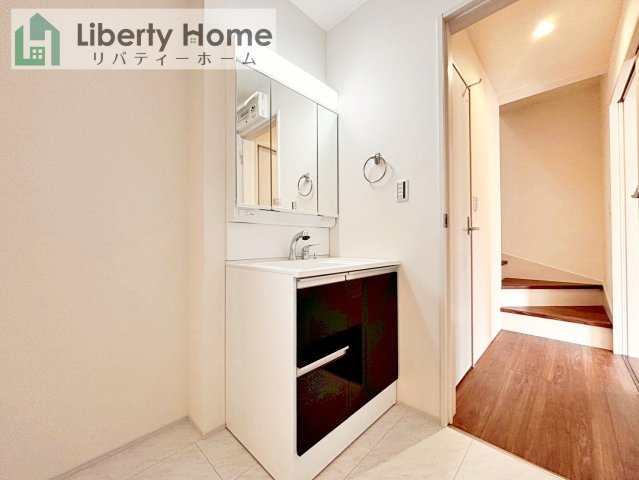 笠間市吉岡第1　新築戸建の独立洗面台