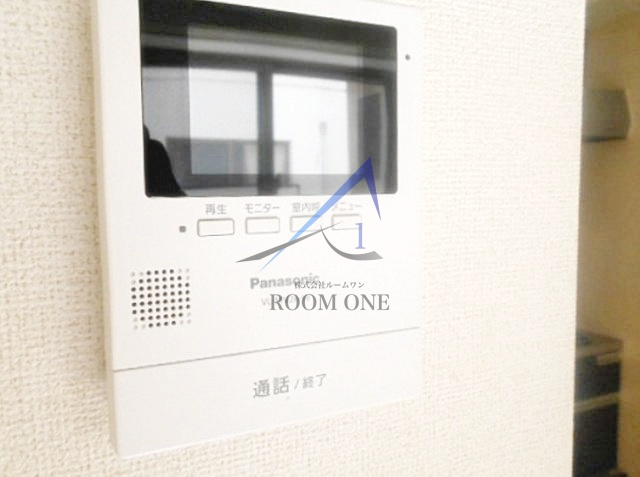 サダルスウドのセキュリティ|モニター付きインターホンです。