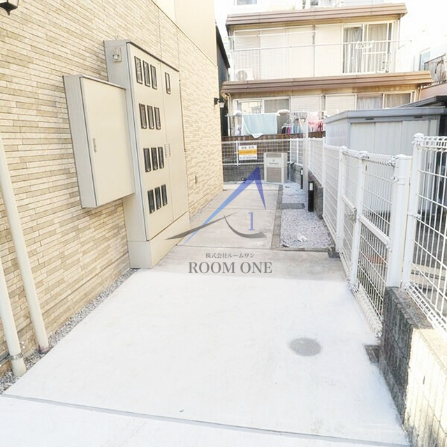 サダルスウドのその他