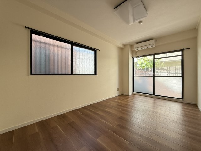 ロイヤル立山の寝室