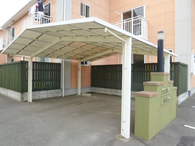 ラセットビレッジMG【キャッシュバック対象物件】の駐車場|駐車場があります