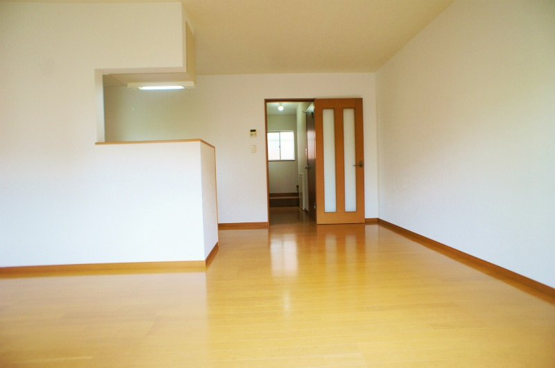 ラセットビレッジMG【キャッシュバック対象物件】の居間・リビング|居間です