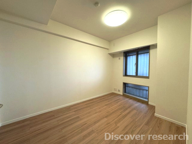 エルフォレスト　ガーデンウィング棟の洋室|【洋室1（約5.7帖）】