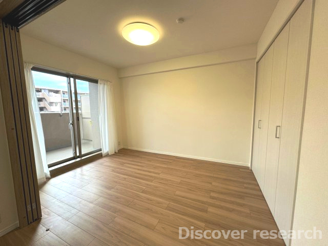 エルフォレスト　ガーデンウィング棟の洋室|【洋室3（約6.0帖）】