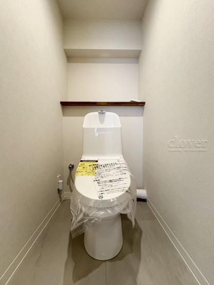 【トイレ】 | メゾン赤坂 | トイレはもともと個人の領域である自宅の中でも、最もプライベートな空間です。だからこそ、ほしい「落ち着き」がここにあります。～即日のご見学可能～　お問合せはお気軽にどうぞ。
