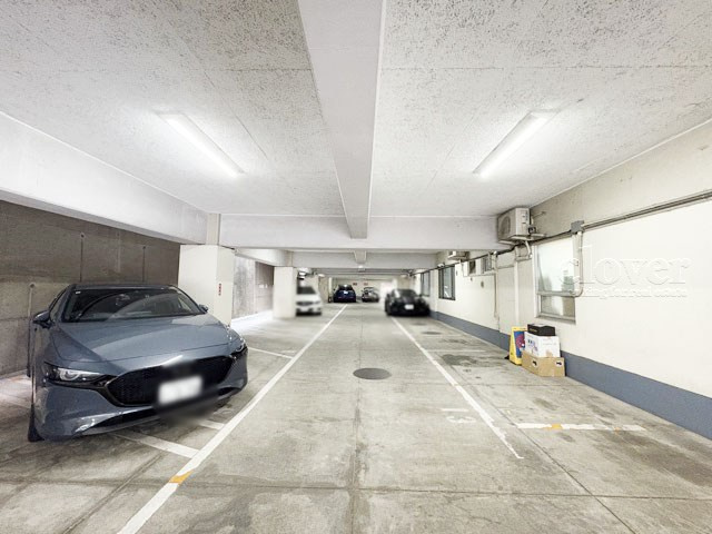 【駐車場】 | メゾン赤坂 | 駐車場