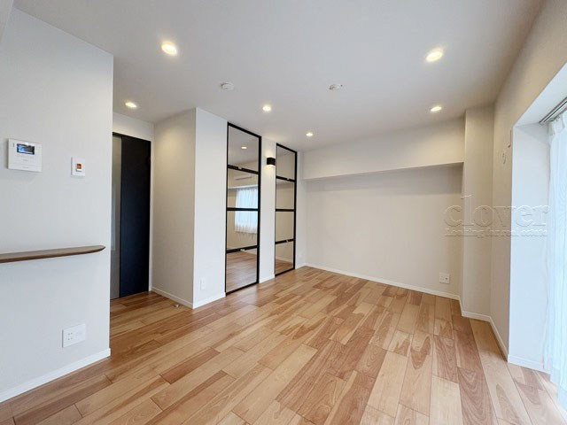 【キッチン】 | メゾン赤坂 | リビングダイニング