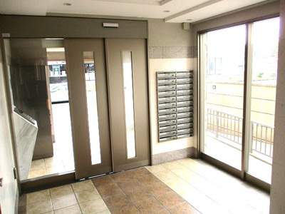 【エントランス】 | リヴィエール三ヶ森ガーデン（C-14）