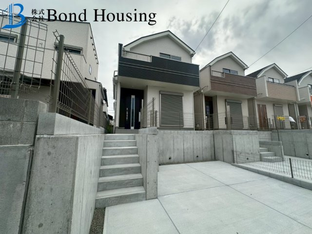 「小学校徒歩13分」「お車並列2台可」桃山台3丁目 1号棟のその他