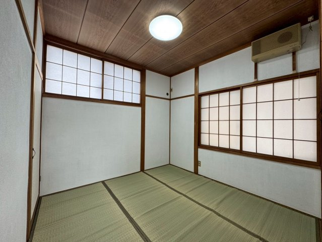 船江町貸家の内装