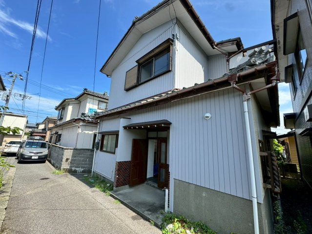 船江町貸家の外観