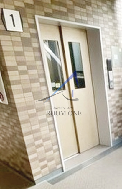 リバージュ北千住のその他共用部分|エレベーターです。