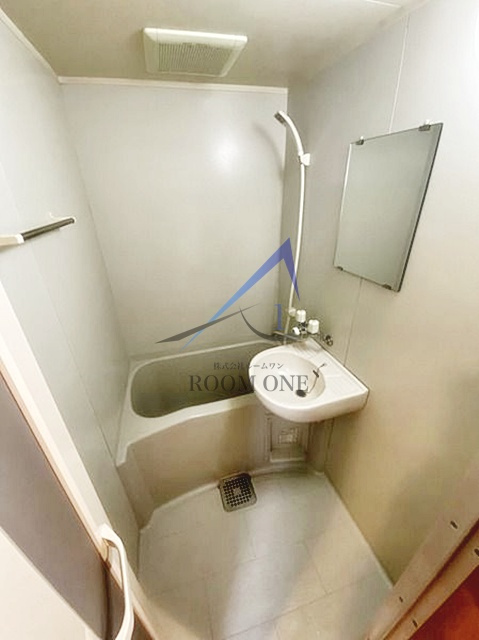 リバージュ北千住の浴室|お風呂です。